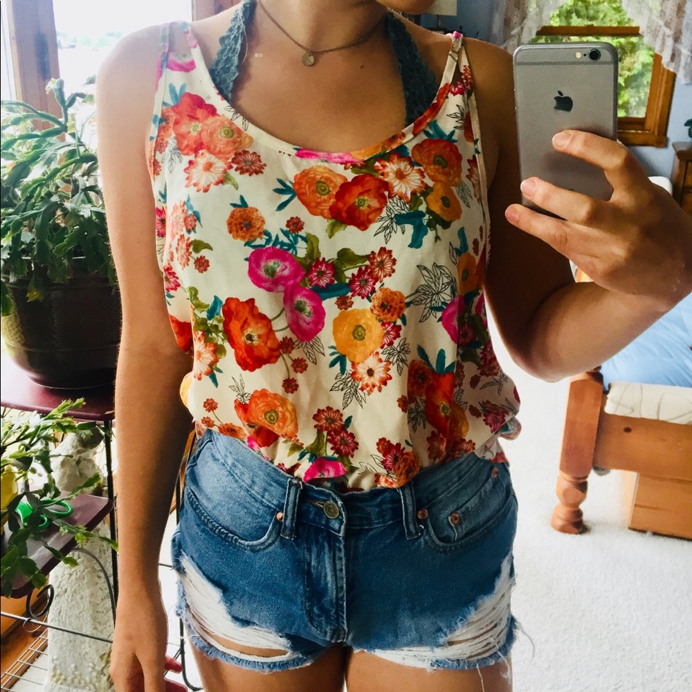 Flowery Tank
